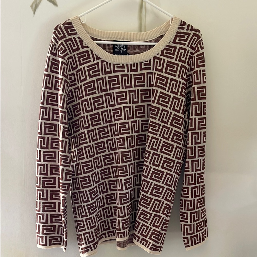 Jolie & Joy Cream and Brown Graphic Long Sleeve Plus Size Lightweight Sweater